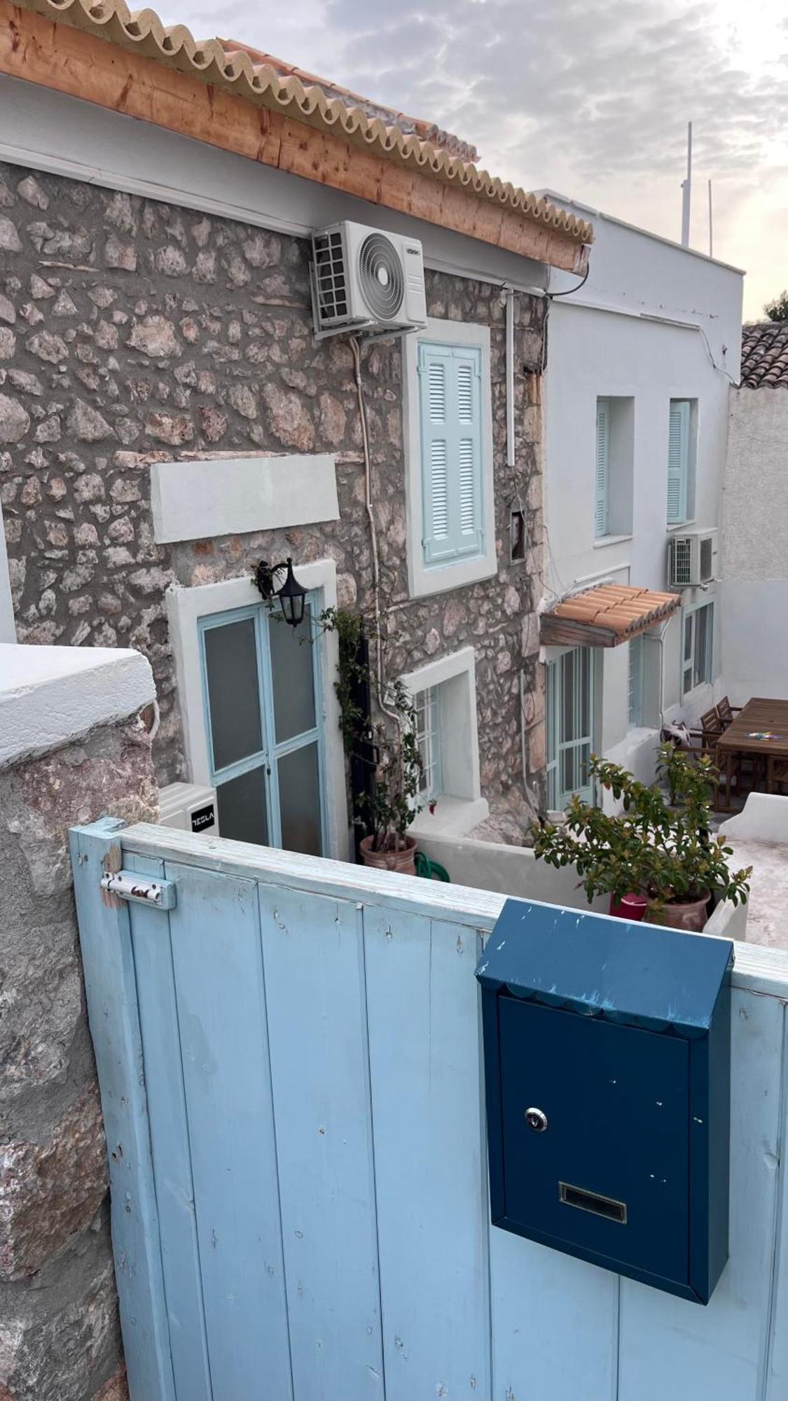 Galaxidi Authentic Rooftop House Extérieur photo